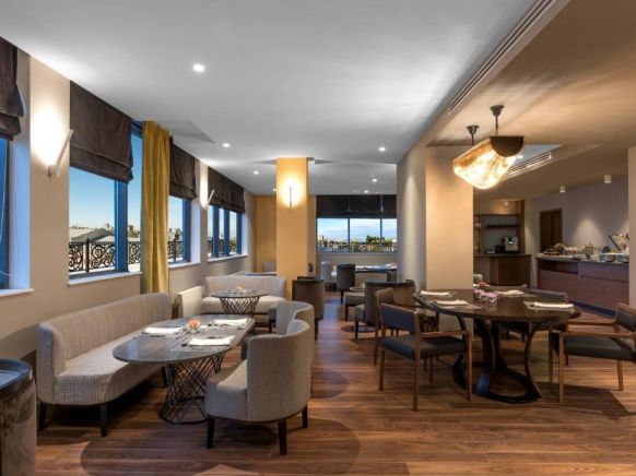 Фотография номера гостиницы Шератон Нижний Новгород Кремль