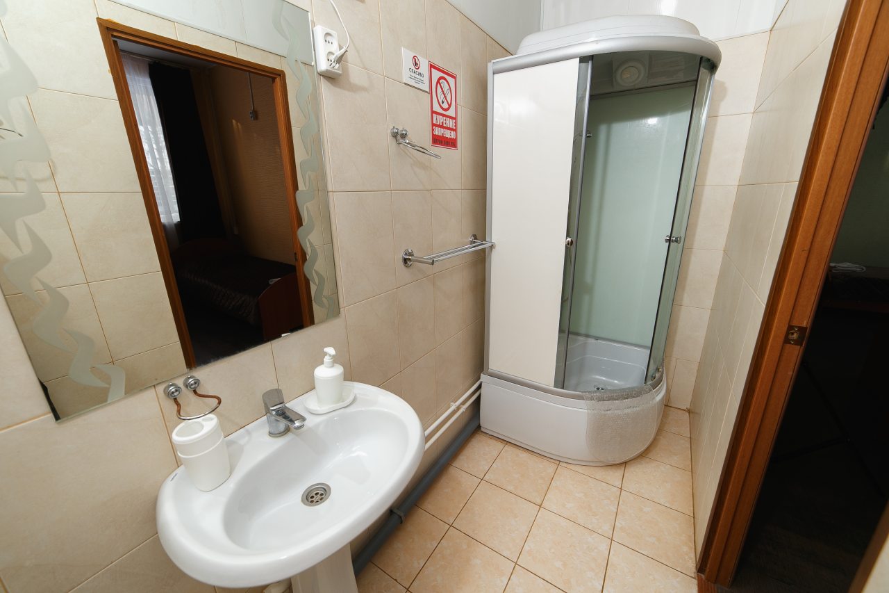 Шестиместный (Шестиместный номер эконом с шестью односпальными кроватями), Парк-Отель Польский городок