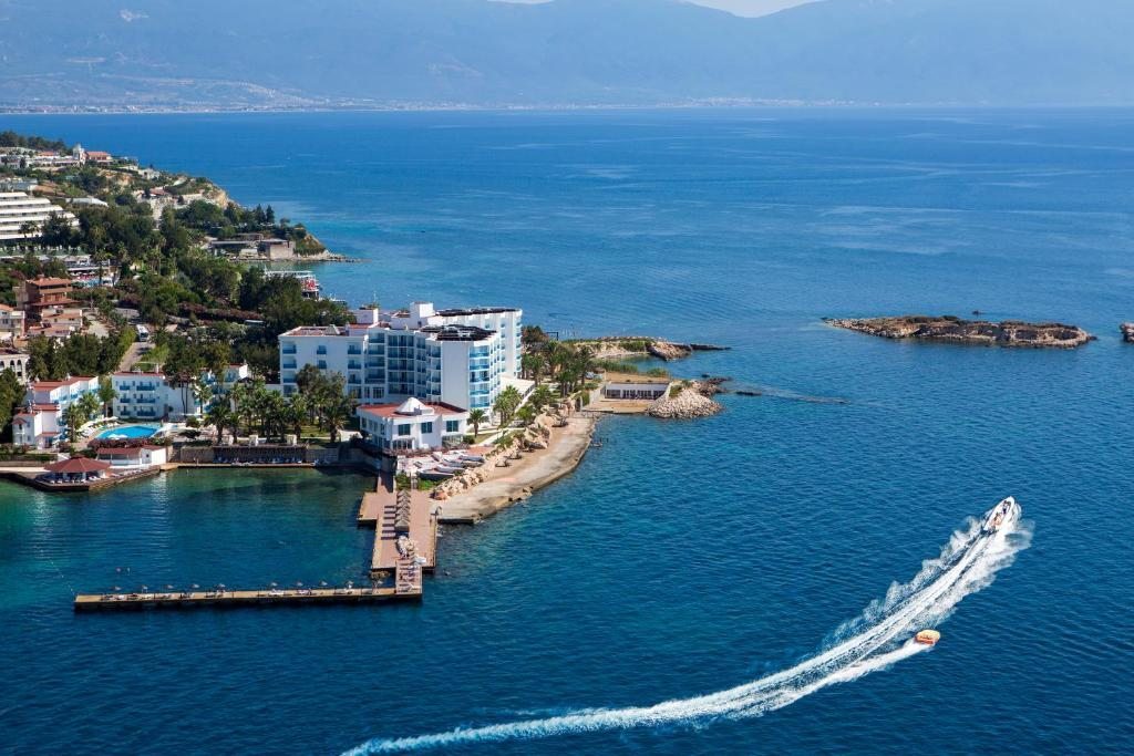 Курортный отель Le Bleu Hotel & Resort Kusadasi, Кушадасы