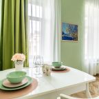 Апартаменты (Двухкомнатные), Гостевые комнаты и апартаменты Грифон