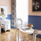 Апартаменты (Делюкс, С камином), Гостевые комнаты и апартаменты Грифон