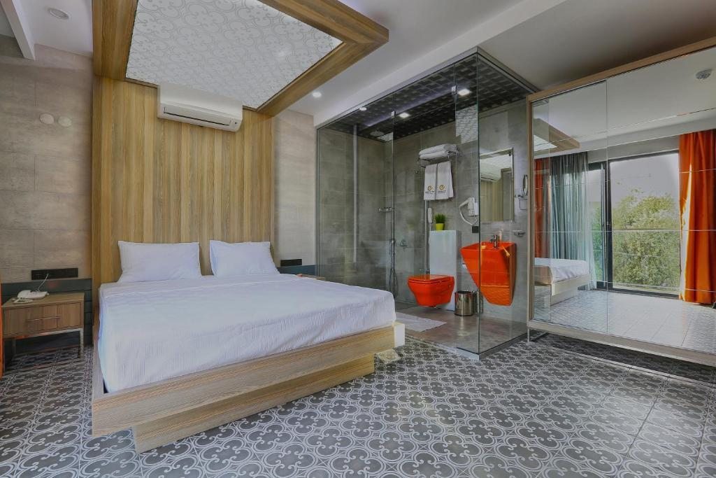Двухместный (Двухместный номер с 1 кроватью и собственной ванной комнатой - Вид на море) отеля Erdem City Hotel, Каш