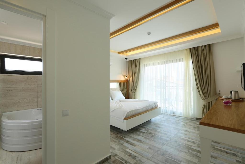Двухместный (Двухместный номер с 1 кроватью и гидромассажной ванной) отеля Payam Hotel, Каш