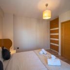 Семейный (Семейный номер с балконом), Alfa Aparts Suite