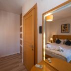 Семейный (Семейный номер с балконом), Alfa Aparts Suite