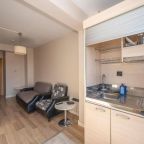 Семейный (Семейный номер с балконом), Alfa Aparts Suite