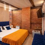 Одноместный (Бюджетный номер с одной двухспальной кроватью (Мансарда)), Отель H-29