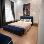 Семейный (Стандартный номер с одной двухспальной или двумя раздельными кроватями и диваном), Отель H-29