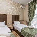 Четырехместный (Стандарт с балконом), Гостиница Жемчужина Мыса