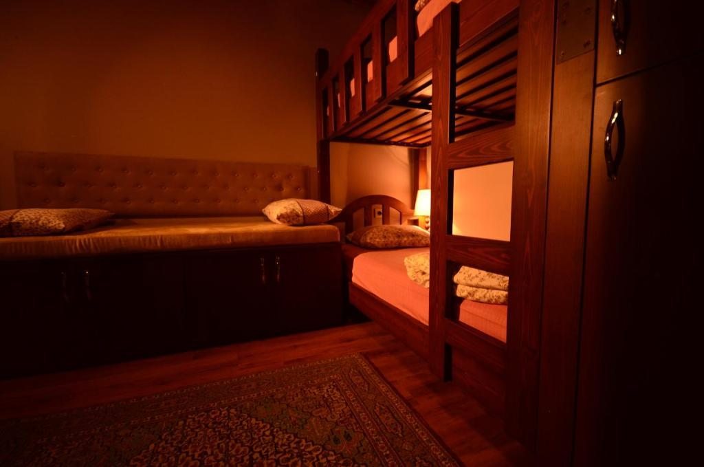 Номер (Кровать в общем номере для женщин с 4 кроватями) хостела Station Hotel 34, Стамбул