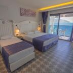 Трехместный (Трехместный номер Делюкс с видом на море), Marmaris Beach Hotel - Natalie's Beach Hotel