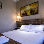 Двухместный (Двухместный номер эконом-класса с 1 двуспальной или 2 отдельными кроватями - Первый этаж), Tashkonak Studio Suites