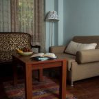 Двухместный (Улучшенный двухместный номер с 1 кроватью), Tashkonak Studio Suites