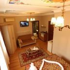 Сьюит (Семейный люкс с 3 спальнями), Tashkonak Studio Suites