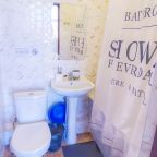 Люкс (С двухспальной кроватью с частичным видом на море (23, 24, 25)), Гостевой дом Элит Хаус