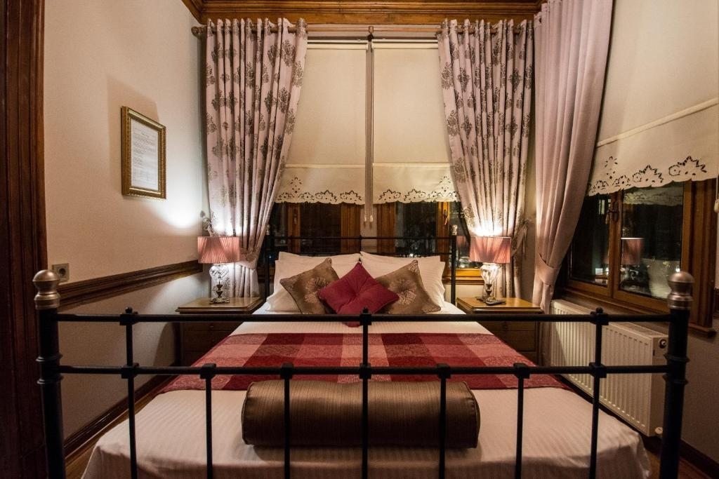 Двухместный (Двухместный номер с 1 кроватью и собственной ванной комнатой) отеля Ottoman Suites by Seratonin, Стамбул