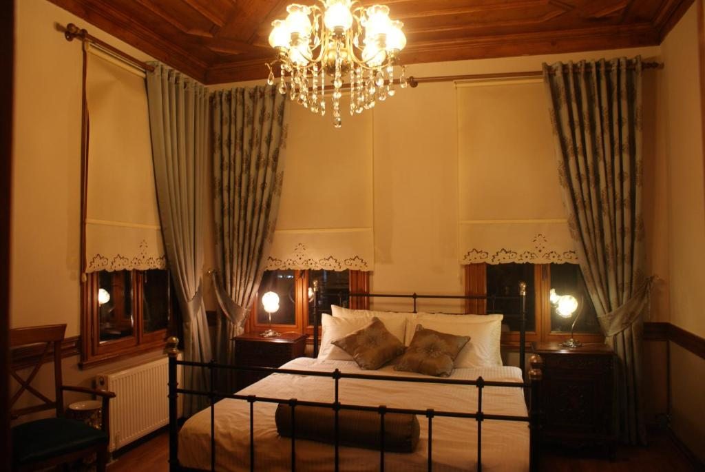 Двухместный (Двухместный номер с 1 кроватью и собственной ванной комнатой вне номера) отеля Ottoman Suites by Seratonin, Стамбул