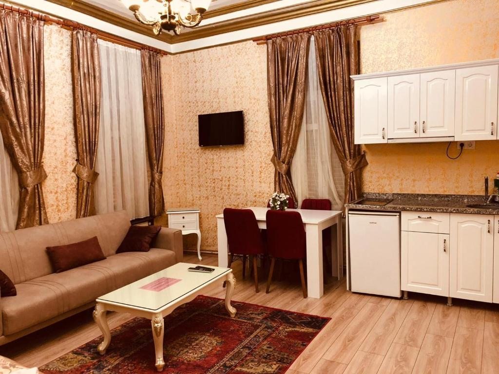 Апартаменты (Суперлюкс с 2 спальнями (для 6 взрослых) и кухней), Alhambra Residence