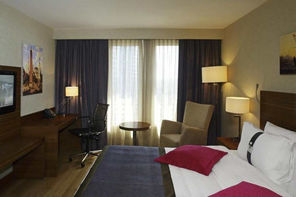 Двухместный (Стандартный двухместный номер с 1 кроватью или 2 отдельными кроватями) отеля Holiday Inn Sisli, Стамбул