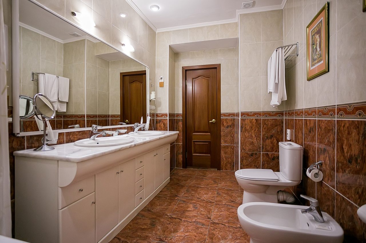 Сьюит (Двухуровневый люкс с видом на море), Отель Бристоль