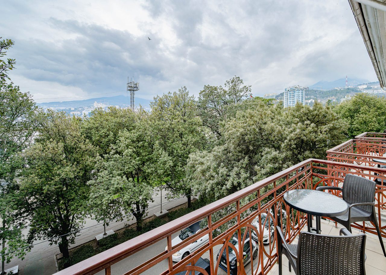 Двухместный (Стандарт с балконом), Отель Бристоль