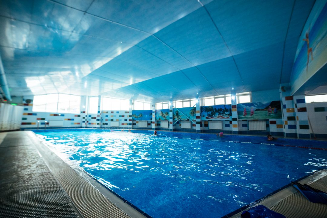 Крытый плавательный бассейн, Отель Бристоль