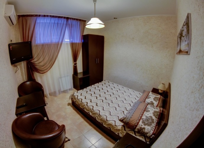 Двухместный (Комфорт с 2 раздельными кроватями) гостиницы Liberty Club&SPA, Саратов