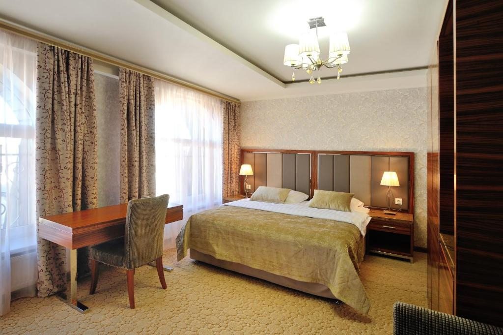 Двухместный (Люкс) отеля Royal Hotel Riz, Армавир