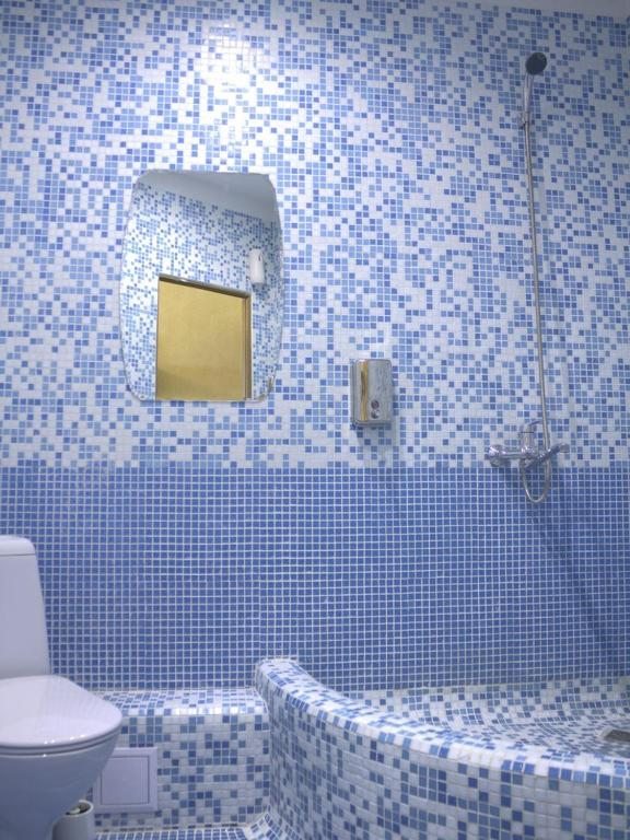 Двухместный (Двухместный номер с 1 кроватью и собственной ванной комнатой) парк-отеля Medeo, Соликамск