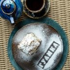 Доставка еды и напитков в номер, Отель Гуамка