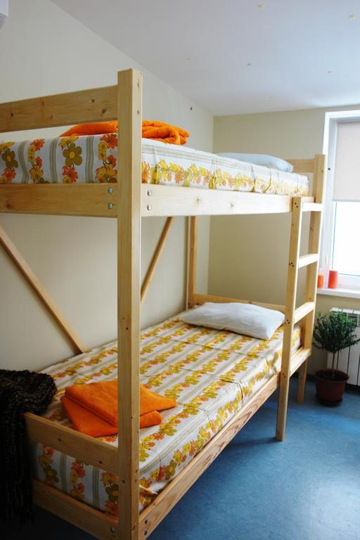 Номер (Спальное место на двухъярусной кровати в общем номере для мужчин и женщин) хостела Centre, Волгоград