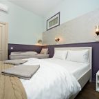 Сирень: бра, вешалка, зеркало, комоды, В/К.