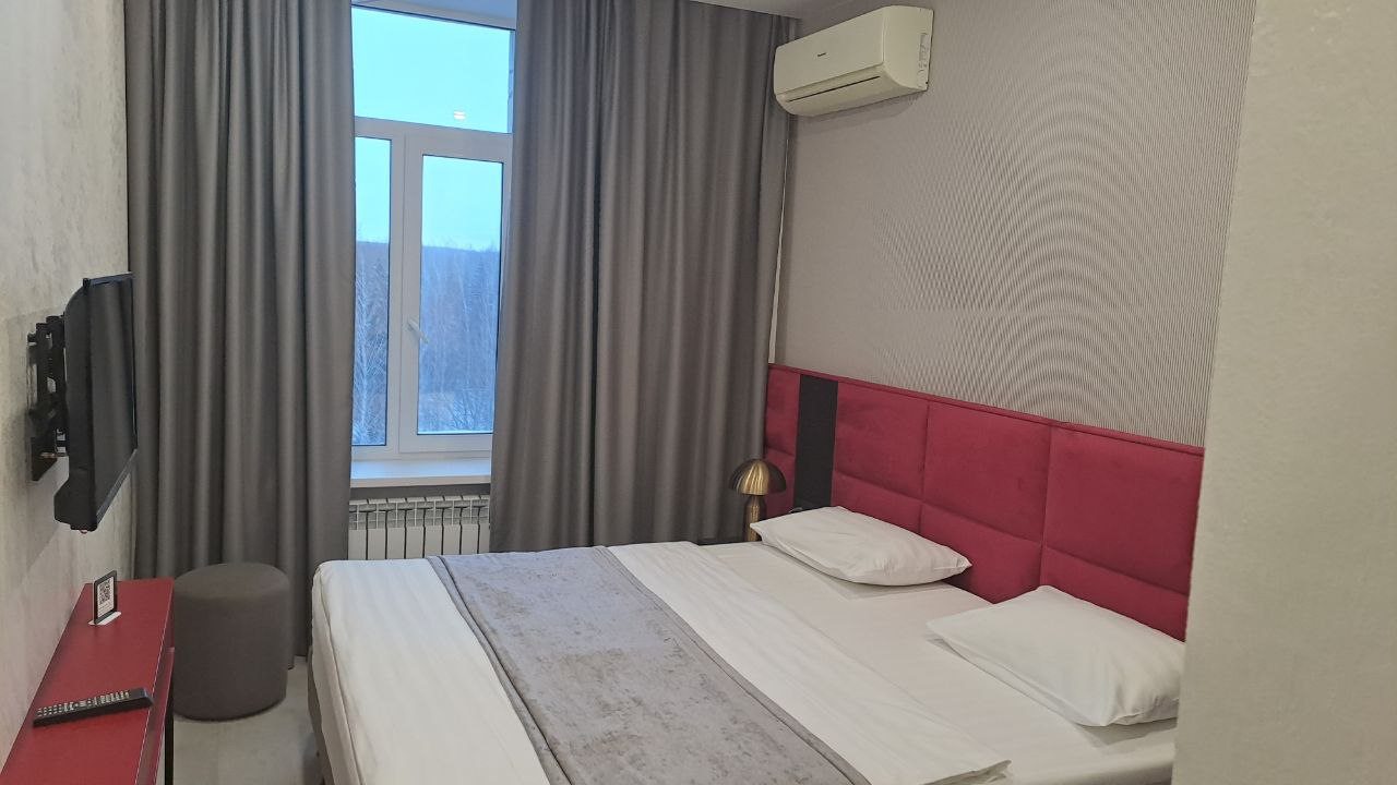 Двухместный (Улучшенный номер с двумя раздельными /двуспальной  кроватями), Санаторий Имени В.И. Ленина