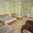 Трёхместный и более (Пятиместный номер), Отель Диана