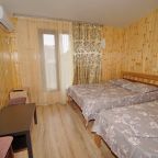 Трехместный (Комфорт с душем), Отель Диана