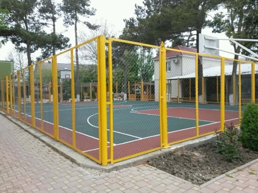 Баскетбольное поле, База отдыха Витязево