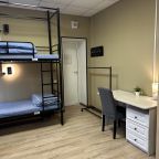 Восьмиместный (Улучшенный номер со шторками), Хостел Точка