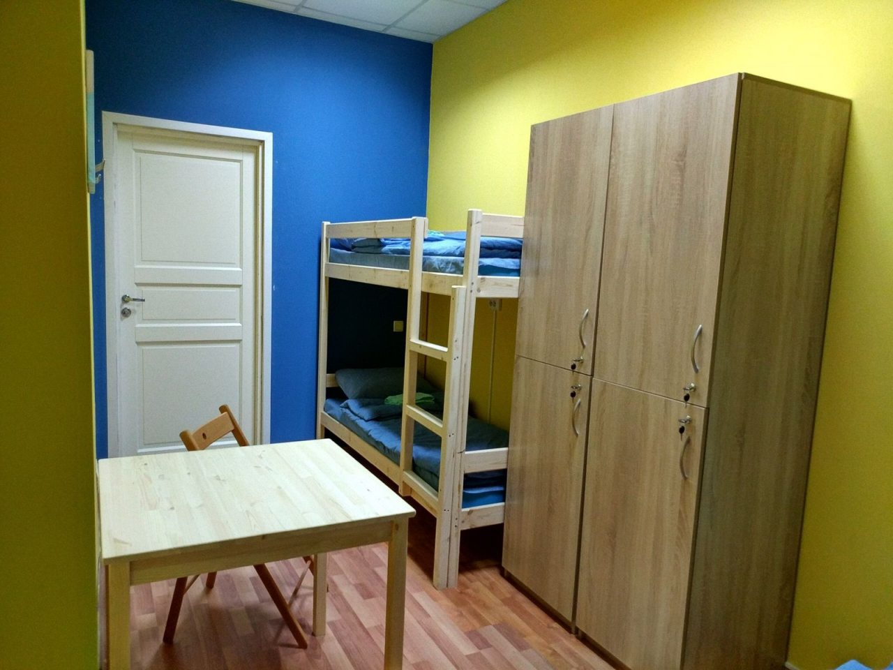 Двухъярусная кровать