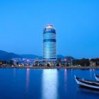 Отель Wyndham Grand İzmir Özdilek