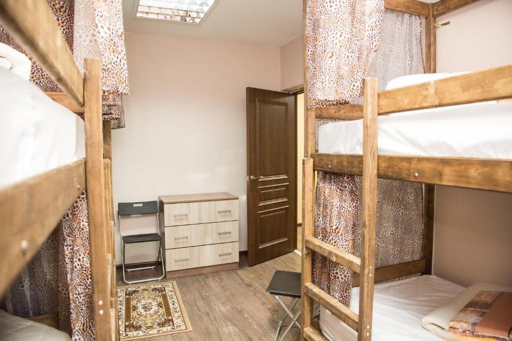 Номер (Кровать в общем 6-местном номере для женщин) хостела Ленин, Москва