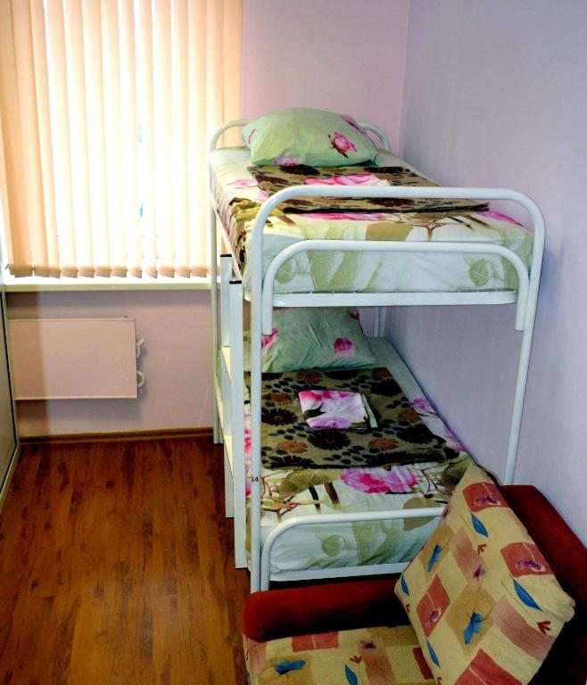 Двухместный (Небольшой двухместный номер с 2 отдельными кроватями) хостела Неразлучники, Челябинск