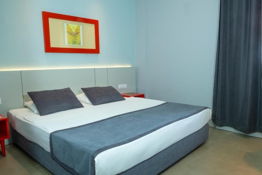 Двухместный (Стандартный двухместный номер с 1 кроватью или 2 отдельными кроватями) курортного отеля Queen's Park Le Jardin, Кемер