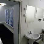 Ванная комната в хостеле Юг, Сочи