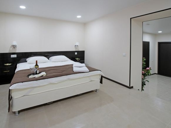 Фотография номера гостиницы Менуа