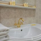 Делюкс (Vip), Гостиница Менуа