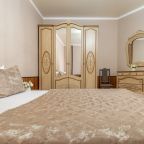 De Luxe (Делюкс), Гостевой дом Марэ