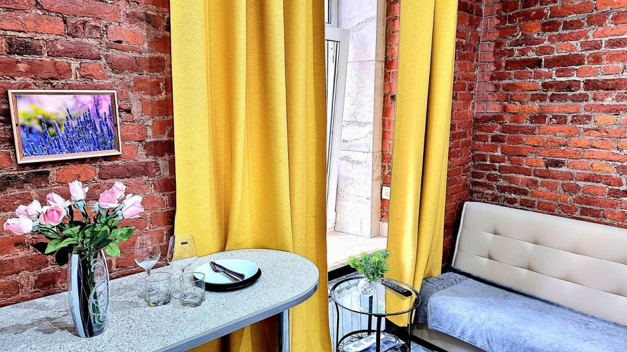 Двухместный (Стандарт с одной 2хспальной кроватью и диваном), Samsonov Hotels