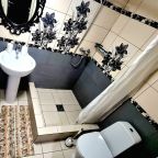 Трёхместный и более, Samsonov Hotels