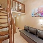 Трёхместный и более (Двухуровневый номер), Samsonov Hotel на 10-й линии В.О.