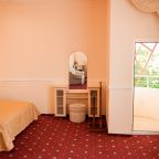 Апартаменты, Гостиница Империал